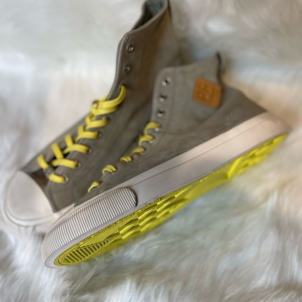 PG Flyers Sneakers Gray High-Top Sneakers with Yellow Laces - Picture 7 of 7